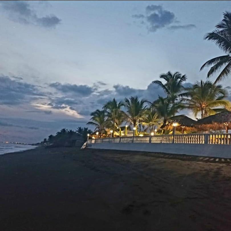 Hotel La Casona Beach El Guayabo 外观 照片